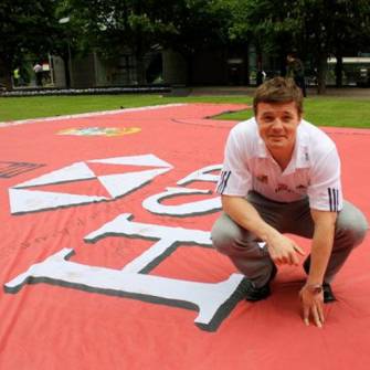 Support The Lions By Signing The Biggest Ever Lions Shirt