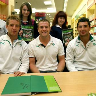 Big Crowds Expected At Grand Slam Book Signings