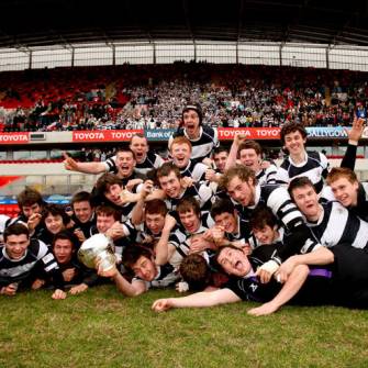 Favourites Pres Triumph At Thomond