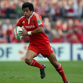 Mafi Undergoes Shoulder Operation