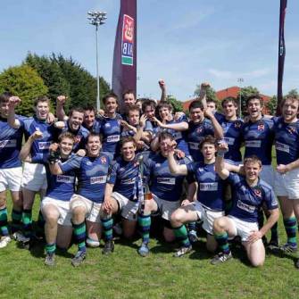 Dramatic Finish Goes Queen’s Way