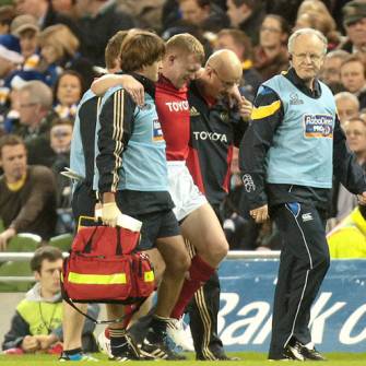 Earls To Undergo Knee Scan