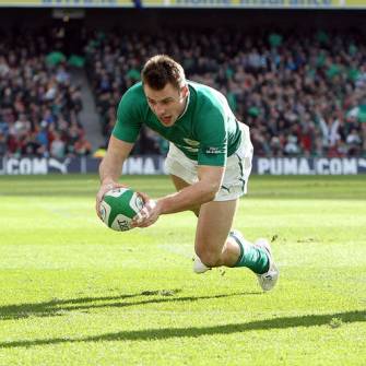 Bowe Tops Try-Scoring Charts