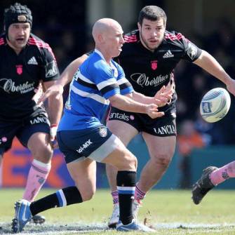 Stringer To Stay On With Bath