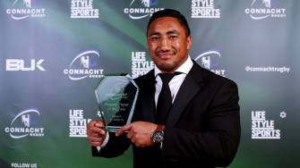 Aki Celebrates Hat-Trick At Connacht Awards