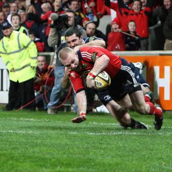 Munster Muscle Their Way Towards League Title