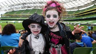 ‘Spooky’ Fans At The Ireland Open Training Session, Friday, October 31, 2014