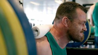 Irish Rugby TV: Ireland Forwards In The Gym