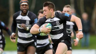 Old Belvedere Pip Munsters In Eight-Try Thriller