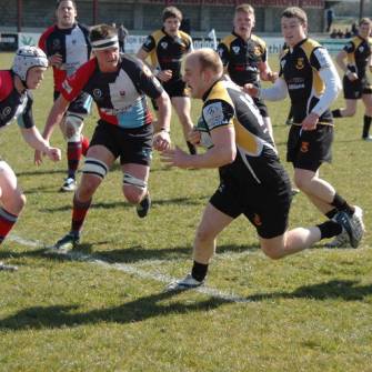 Buccs Sparkle In Athlone Sunshine