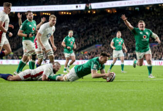 Ireland Wear Down 14-Man England In Epic Clash