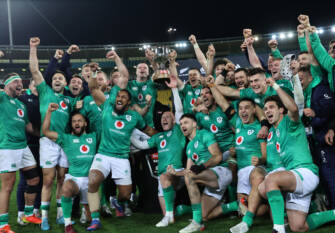 Ireland players celebrate with the Steinlager Series trophy 16/7/2022