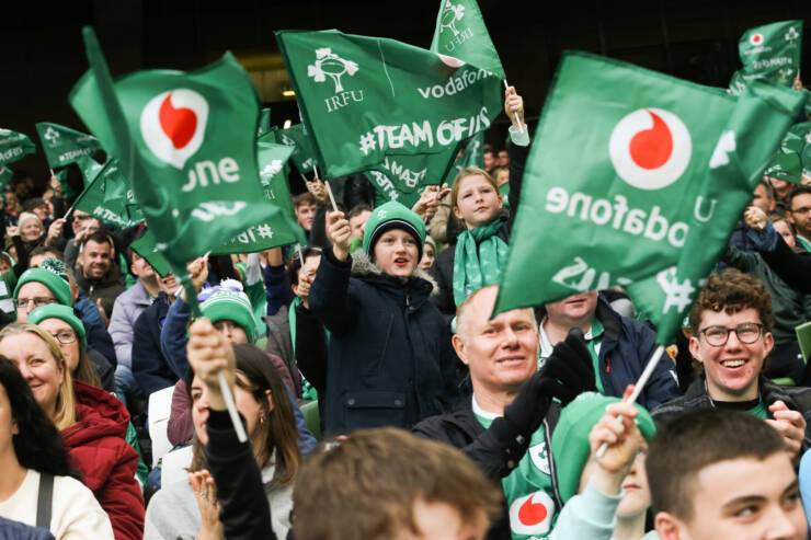 Ireland fans celebrate during the game 12/11/2022 Ireland fans celebrate during the game 12/11/2022
