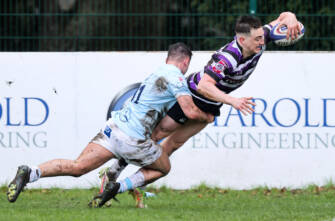 Craig Adams scores a try despite Sam Hanrahan 25/3/2023