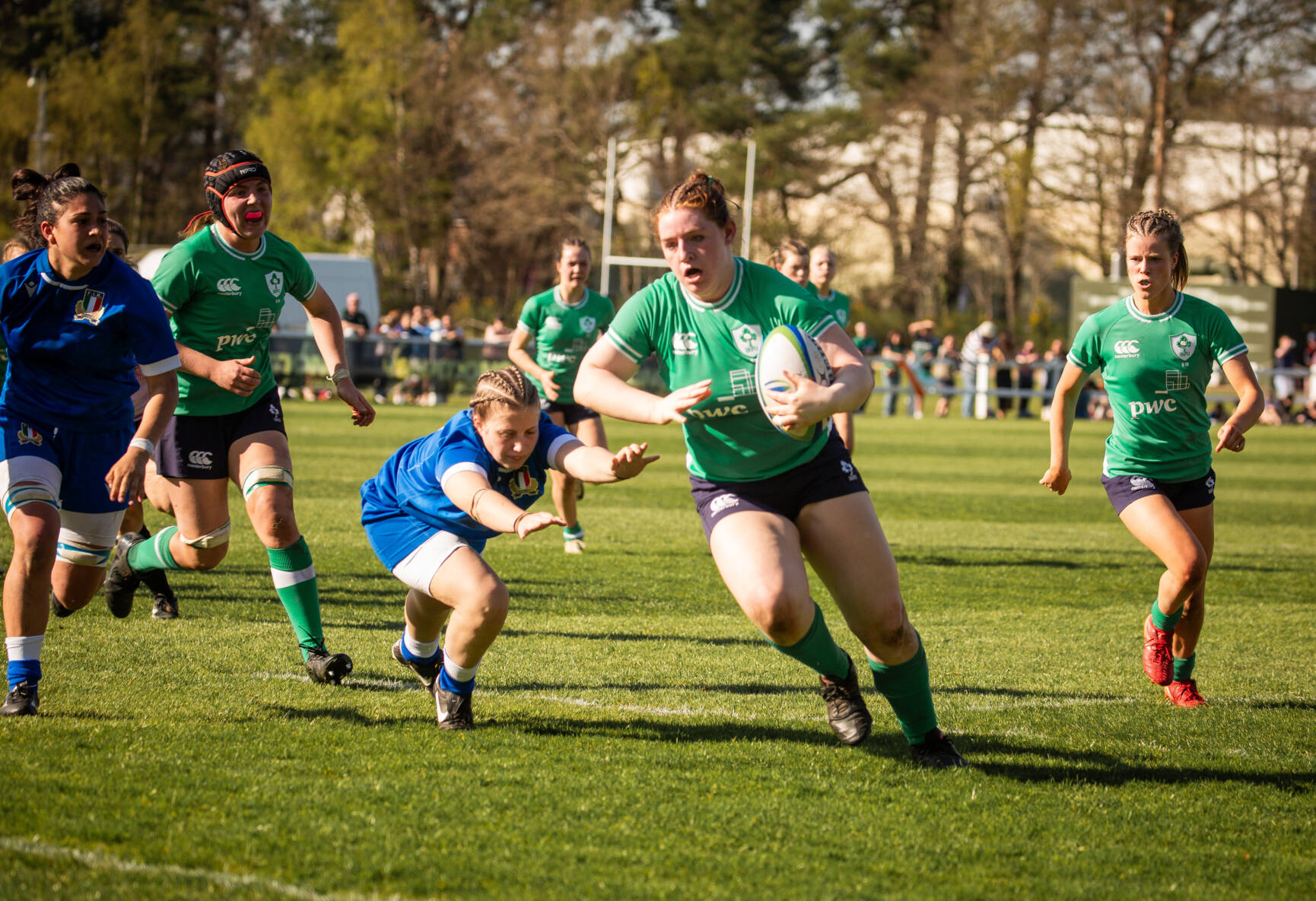 Roisin Power runs in to sore for Ireland