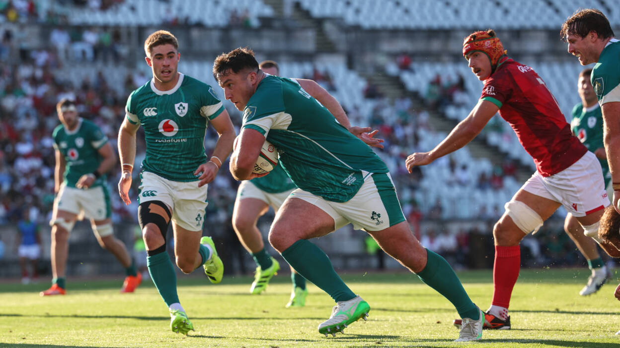 Thomas Clarkson runs in to score his sides sixth try 12/7/2025