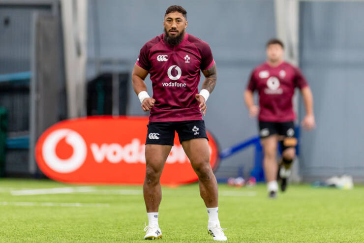 Bundee Aki 4/11/2025