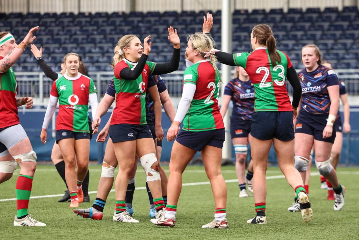Clovers Reign In Edinburgh Rain To Set Up Home Semi-Final