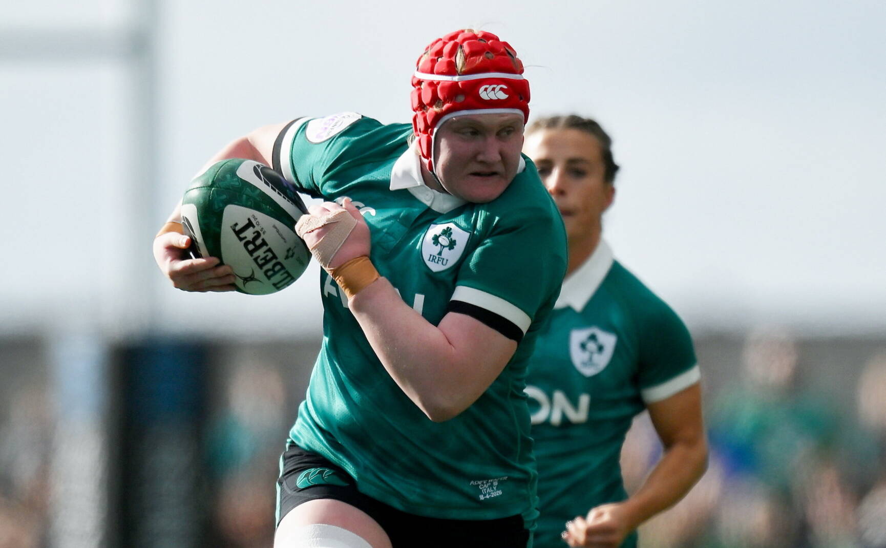Ireland's Aoife Wafer on the attack against Italy