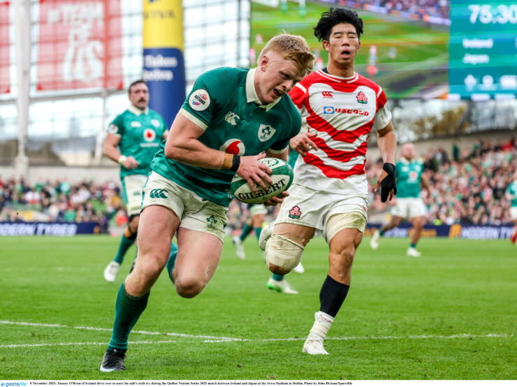 Tommy O'Brien scores against Japan at Aviva Stadium Photo by John Dickson/Sportsfile
