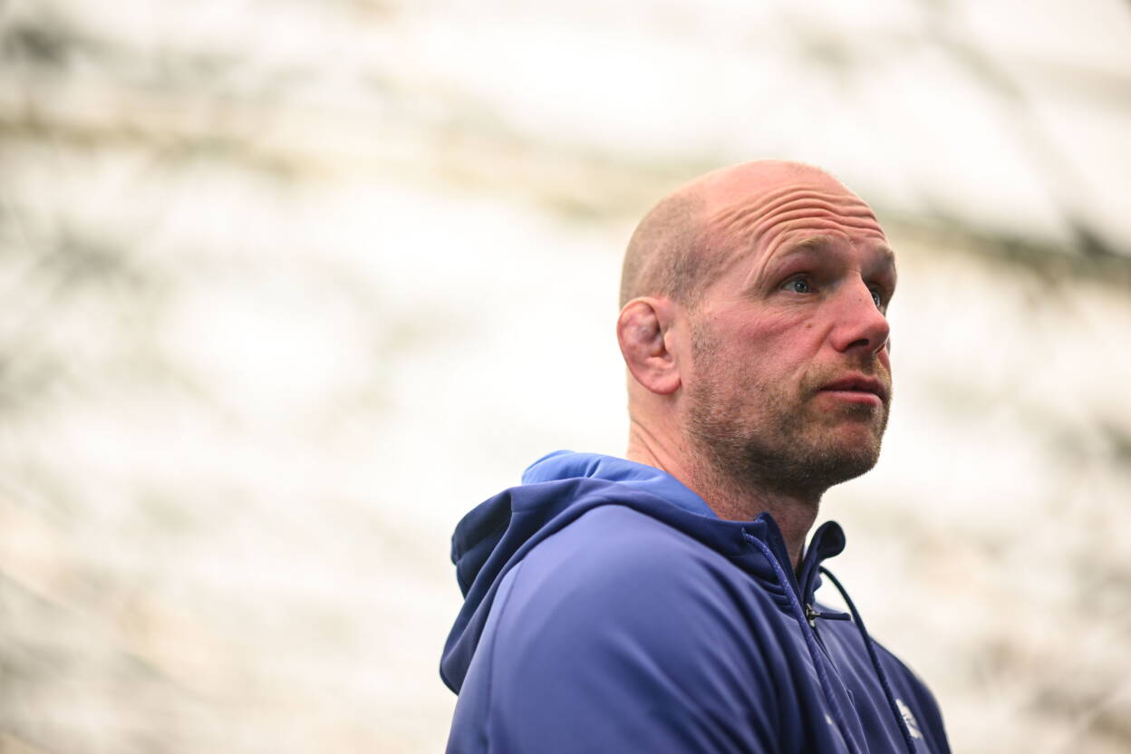 Ireland defence coach James Scaysbrook speaking to the media
