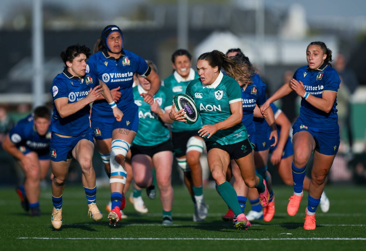 Three-try winger Béibhinn Parsons makes a break against Italy