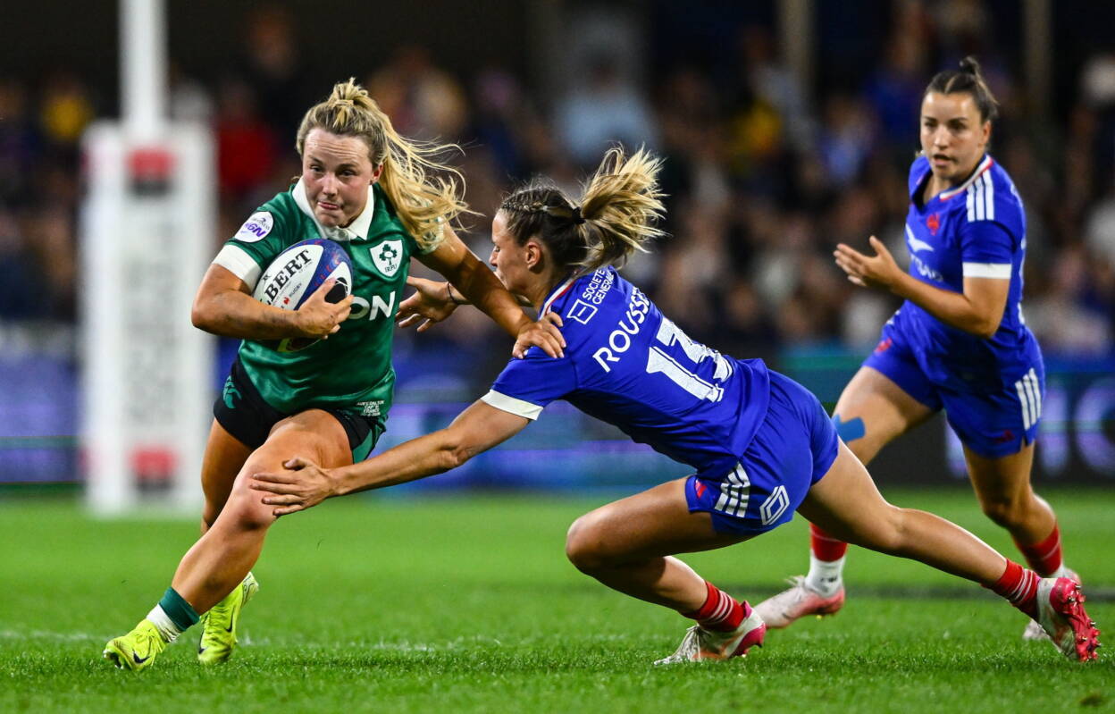 Aoife Dalton leads an attack for Ireland against France