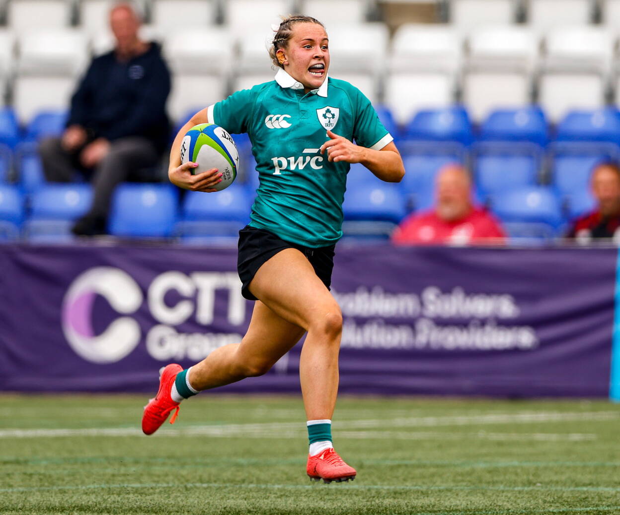 Lucia Linn breaks clear to score for the Ireland Under-21s against England