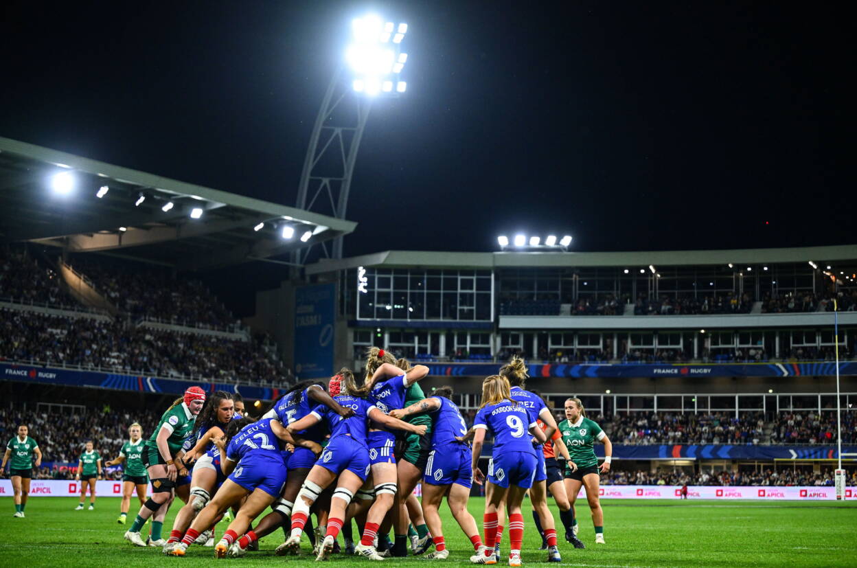 Ireland maul their way towards the French try-line
