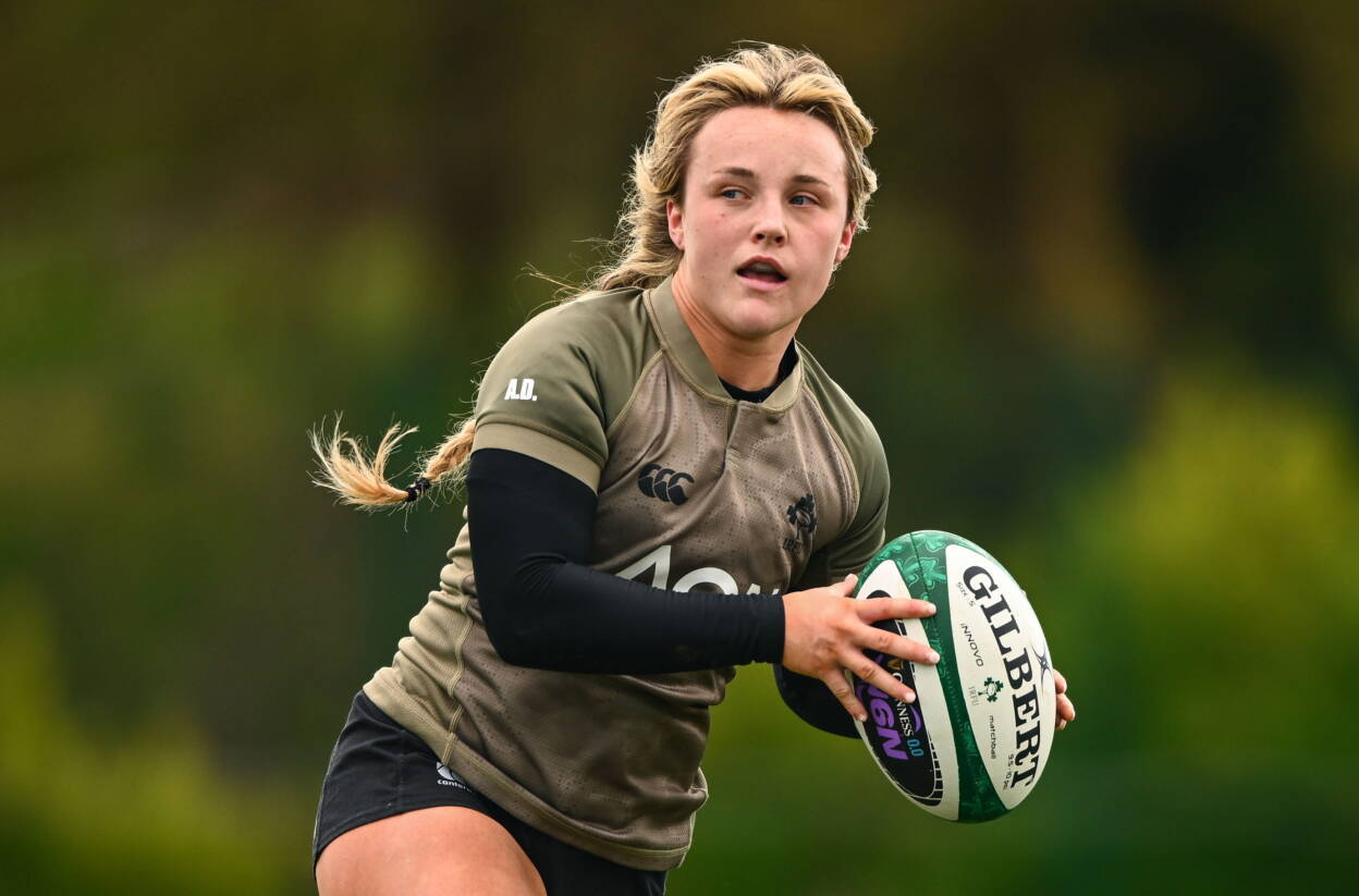 Aoife Dalton training with the Ireland squad