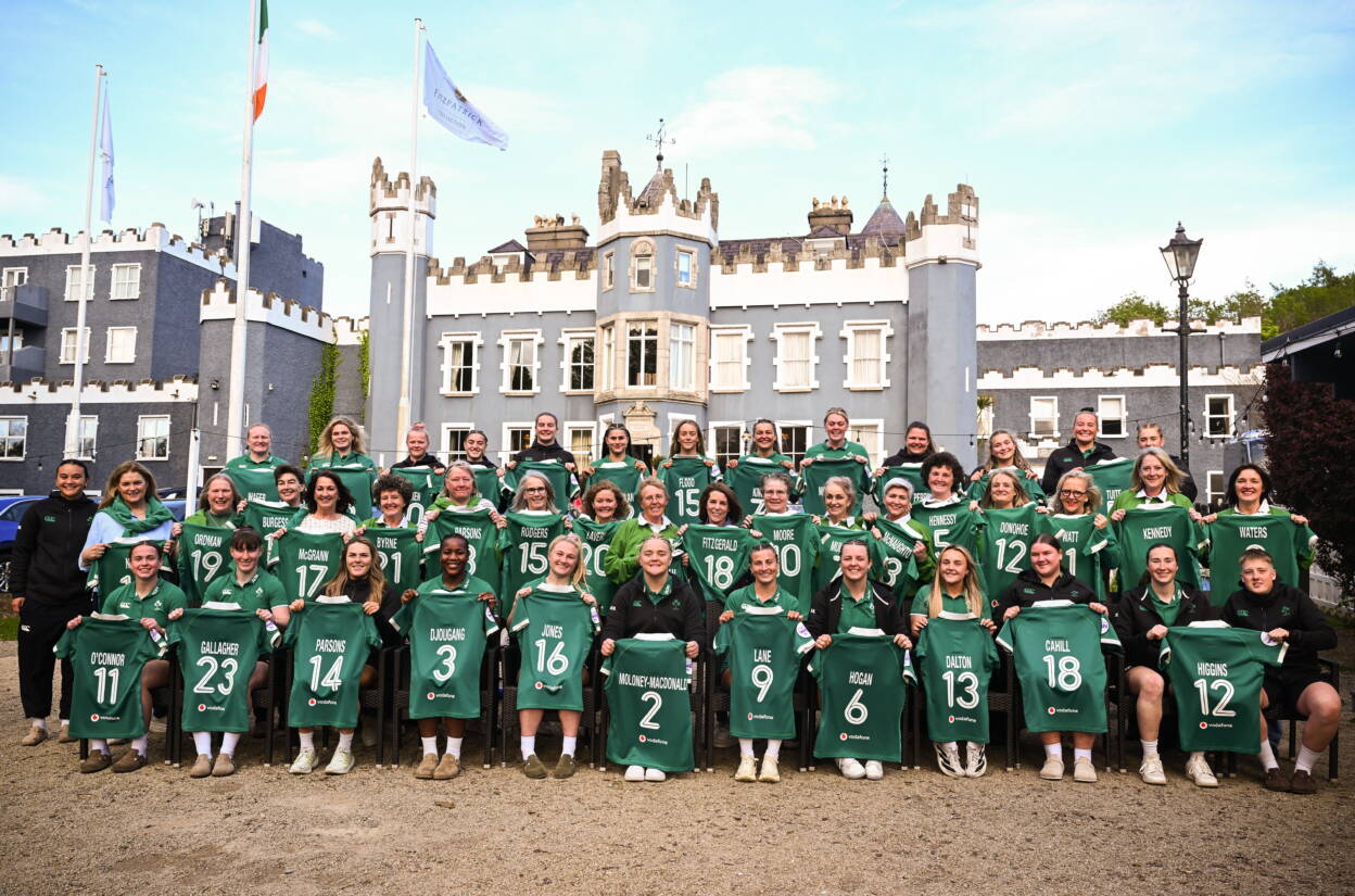 Ireland's 1993 and 2026 players following the special jersey presentation