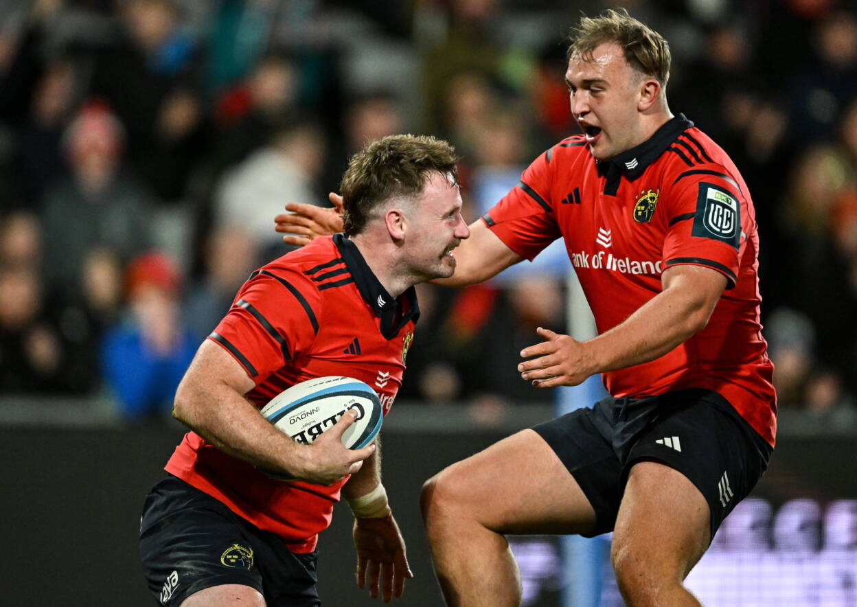 Max Clein congratulates try scorer Seán O'Brien after he dotted down against Argentina XV