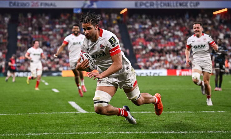 Cormac Izuchukwu crosses to score Ulster's second try against Montpellier